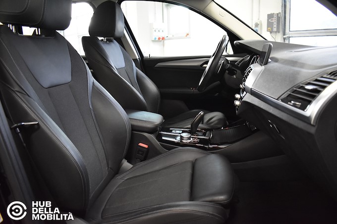 BMW X3 xDrive20d 48V Business Advantage